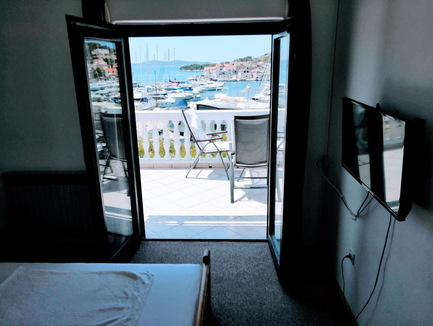 Apartment A4 (Tiho & Marija) - bedroom 1