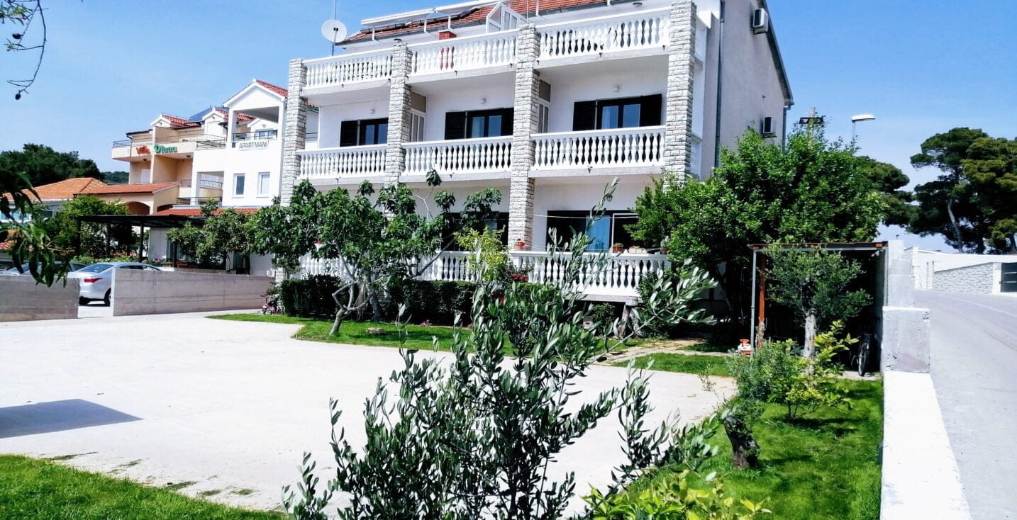 Ferienwohnungen Tiho & Marija - Haus