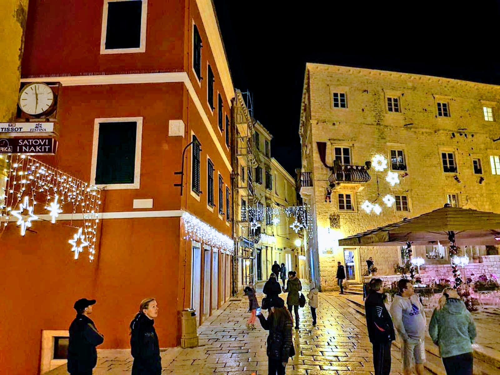 Šibenik v zimski noči