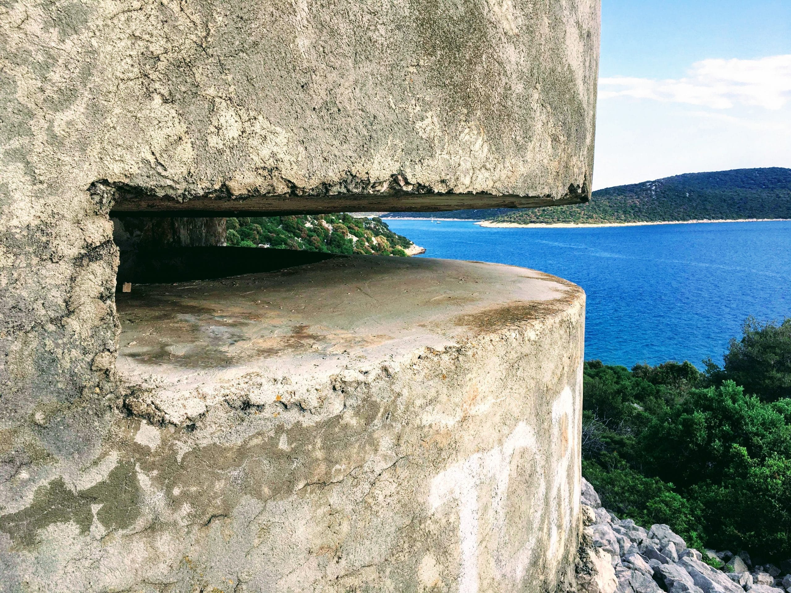 Pogled iz bunkerja Logorun