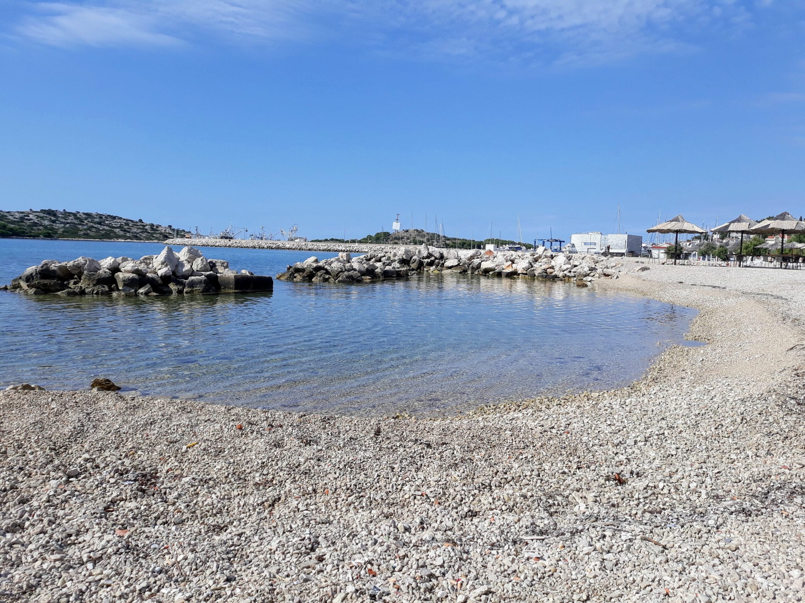 Tribunj - plaža Bristak (Sinje more)