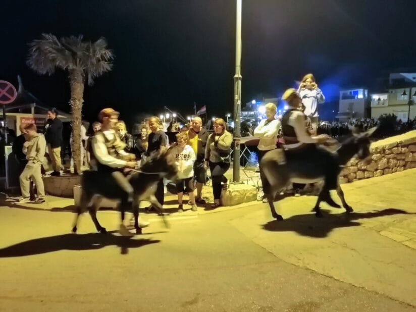 מרוצי חמורים בטריבונז'